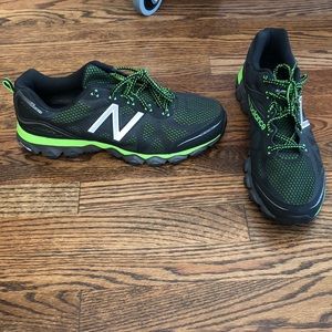 New Balance 710 Sneakers